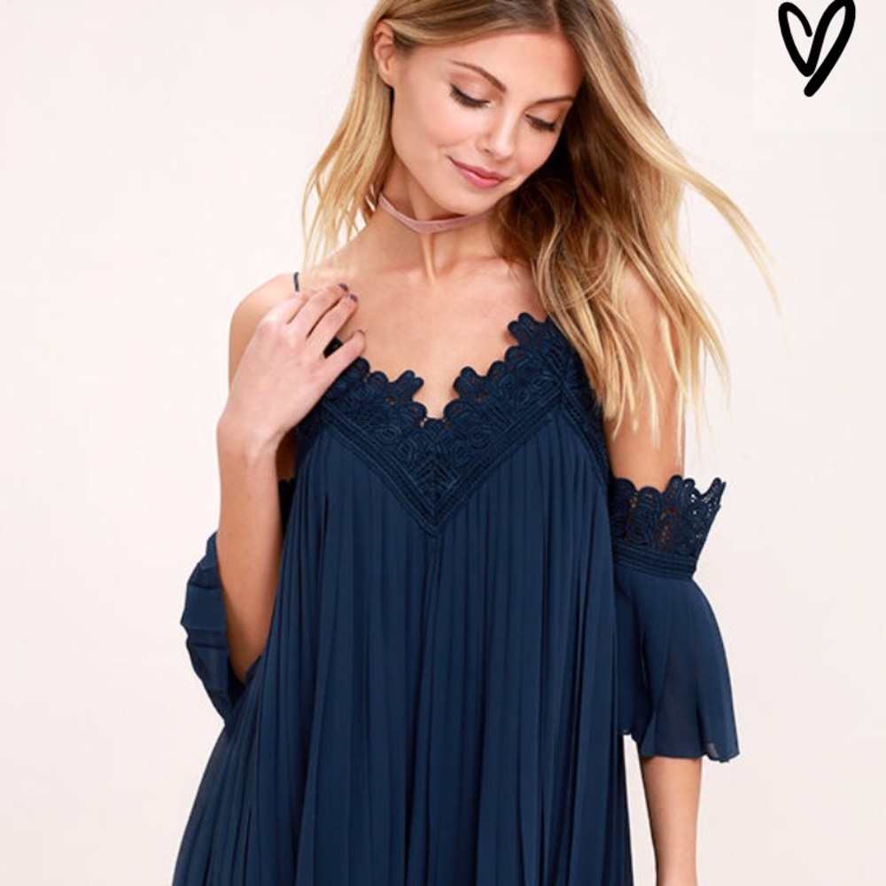 Strappy shoulder dress